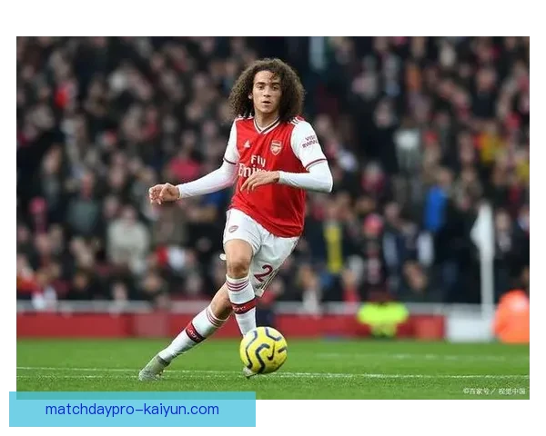 斯卡洛尼持续提升更衣室掌控力，球队士气明显增强。