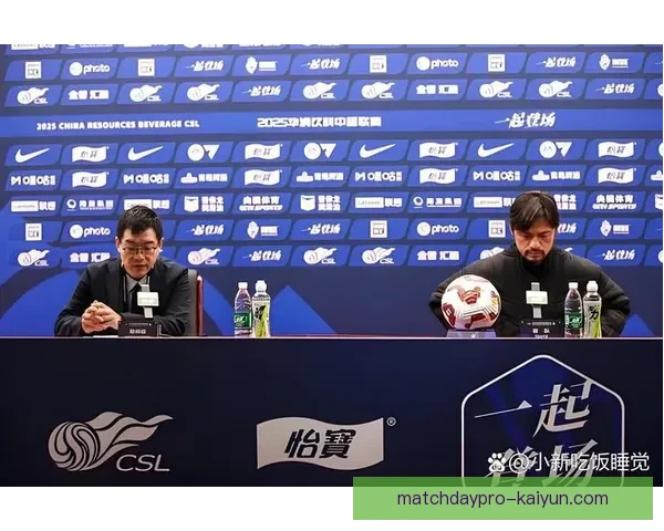 足球冠军预测趋势明确，竞争形势逐渐明朗化。